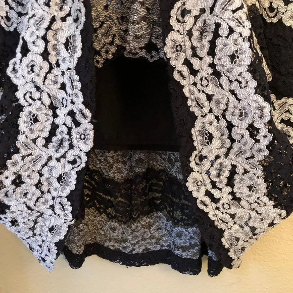 Who What Wear Black/White Lace Midi Skirt Size 6 Whimsy Romantic Goth - Picture 3 of 7